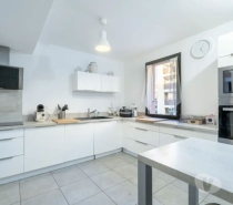 Vente Maison Bouches-du-Rhône Aix en Provence - Photos Vivastreet (3686-GDE.) Référence : 3686-GDE. - Maison 3 pièces